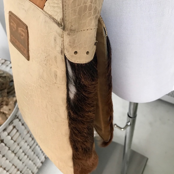 Chick on a Mission! Handmade Dutch Purse - Picture 8 of 8